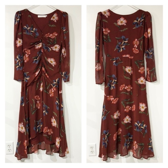 NEW ASTR The Label Ruched Front Midi Dress Rust Red Floral M - Picture 1 of 5
